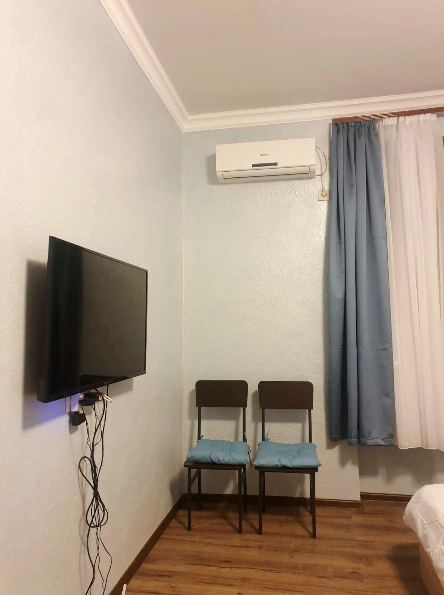 Apartment Near Sasundci Davit Metro Station Erevan Exterior foto