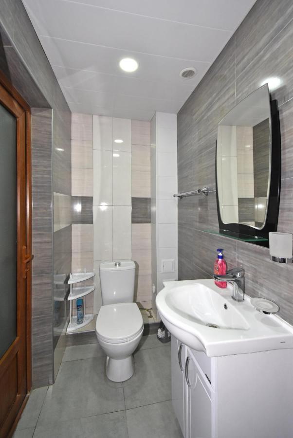 Apartment Near Sasundci Davit Metro Station Erevan Exterior foto